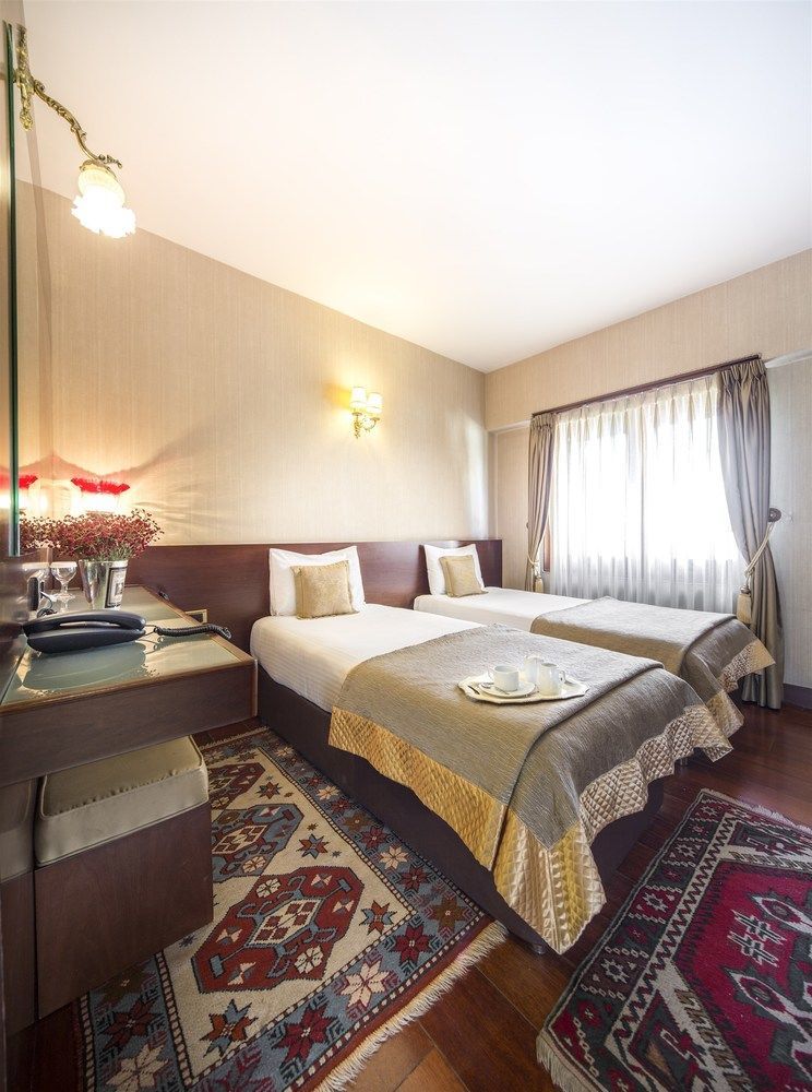 Hotel Burckin Istanboel